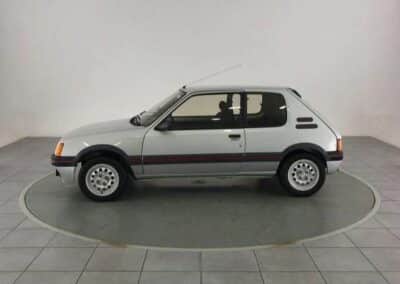 Peugeot 205 GTI